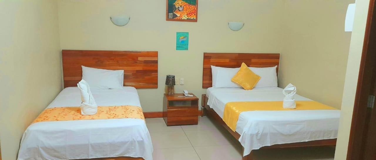 איקיטוס Hotel Golden Star מראה חיצוני תמונה
