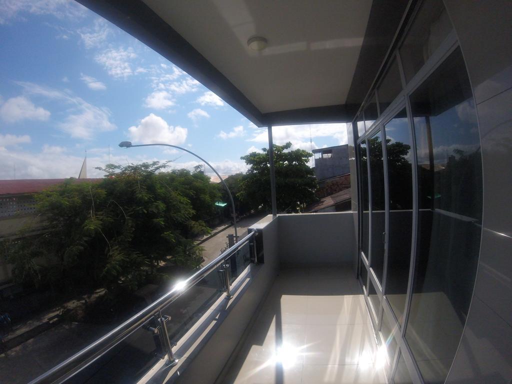 איקיטוס Hotel Golden Star מראה חיצוני תמונה