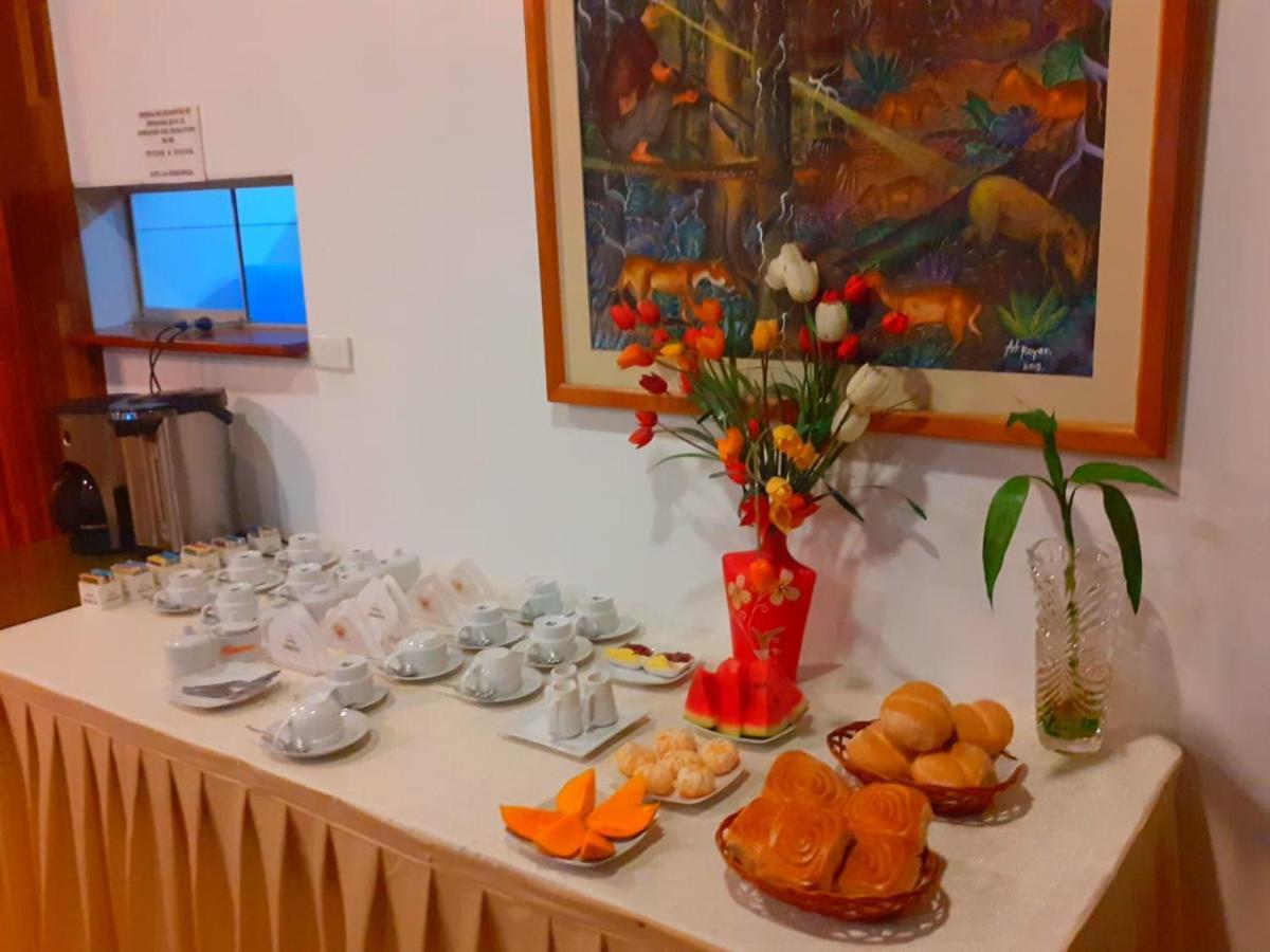 איקיטוס Hotel Golden Star מראה חיצוני תמונה